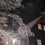 Dom Ukryty Przed Swiatem - Szeroki Bor *