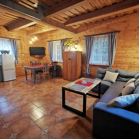 Dom Ukryty Przed Swiatem - Szeroki Bor Hébergement de vacances