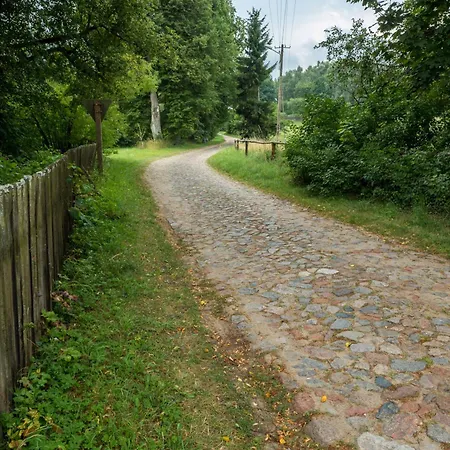 Nyaraló Dom Ukryty Przed Swiatem - Szeroki Bor *