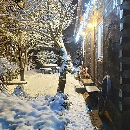 Dom Ukryty Przed Swiatem - Szeroki Bor *