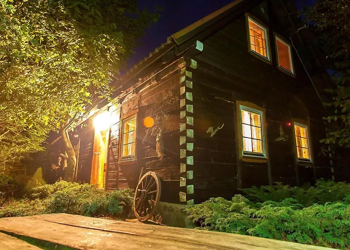 Dom Ukryty Przed Swiatem - Szeroki Bor