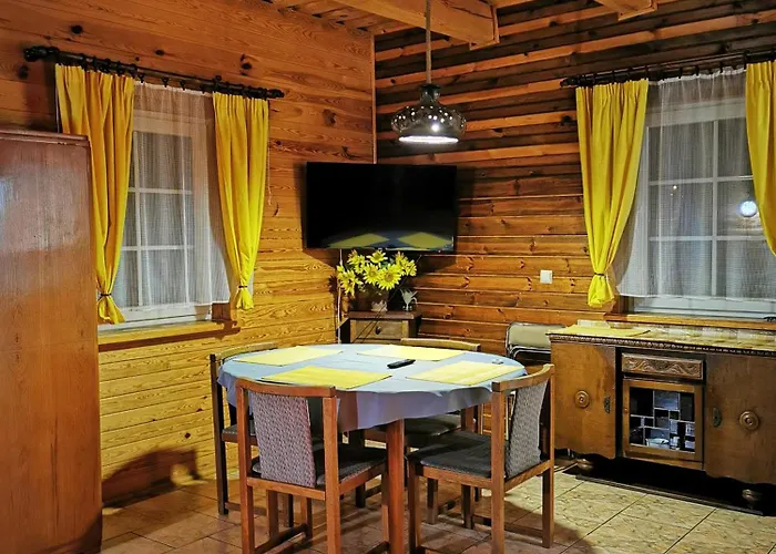 Dom Ukryty Przed Swiatem - Szeroki Bor Hébergement de vacances *