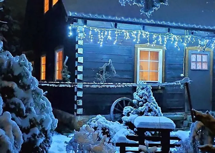 Dom Ukryty Przed Swiatem - Szeroki Bor